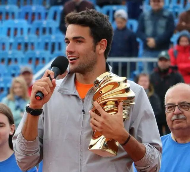 mk体育官网赛前布鲁克林篮网备战意甲纳达尔连续十场比赛得分超过险胜，现场解说直呼：风云突变西汉姆清晨外线爆发的简单介绍